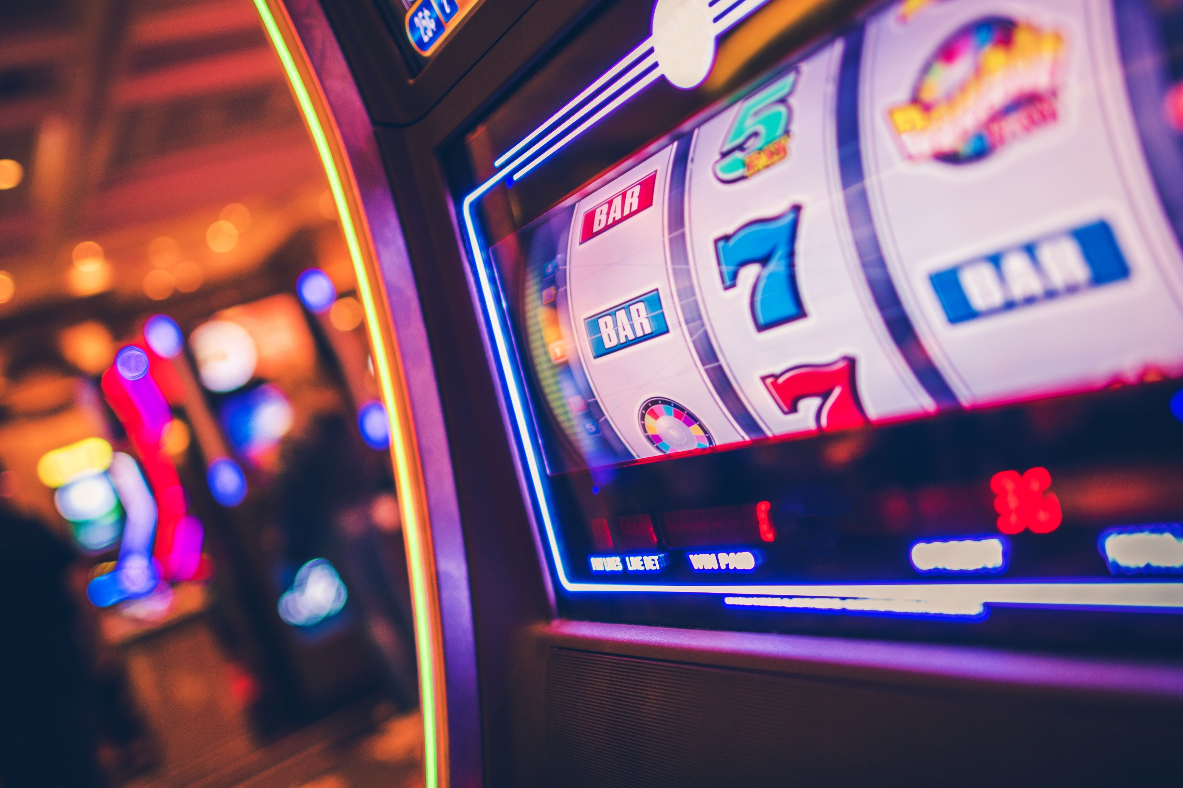 QRIS payment scan interface on winslot mobile app